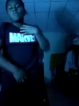 Snapshot of R1ch_Daddy chatting on December 2024 04:20:01 AM R1ch Daddy online show from December 2024 04:20:01 AM