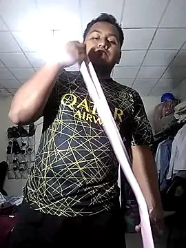 Snapshot of R1ch_Daddy chatting on March 2025 05:33:01 AM R1ch Daddy online show from March 2025 05:33:01 AM