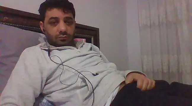 Snapshot of Sexyy_Mann34 chatting on January 2025 06:46:01 PM Sexyy Mann34 online show from January 2025 06:46:01 PM