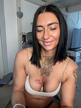 IntiMia online show from March 2026 08:09:02 AM