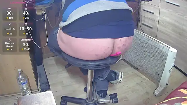 Snapshot of misteryman1956 chatting on March 2025 02:37:02 PM misteryman1956 online show from March 2025 02:37:02 PM