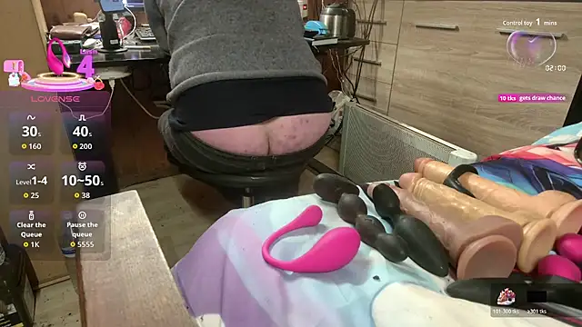 misteryman1956 online show from December 2025 07:35:01 AM