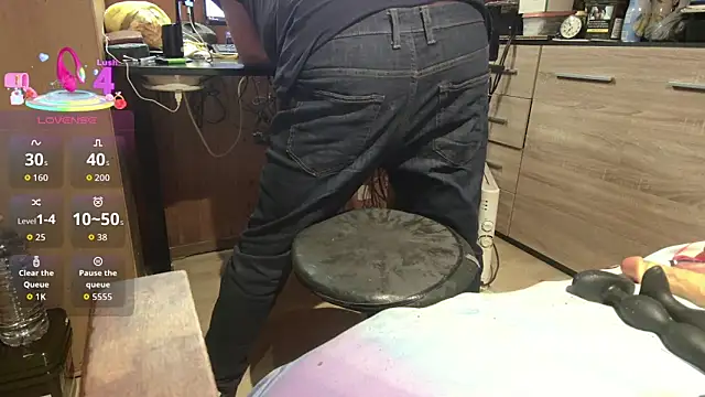 misteryman1956 online show from April 2026 04:54:01 PM