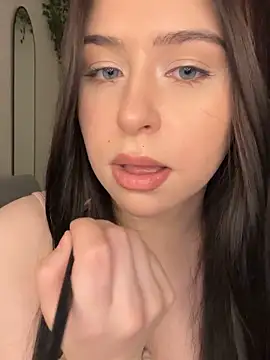  SweetCandyy online show from November 2025 07:45:02 PM