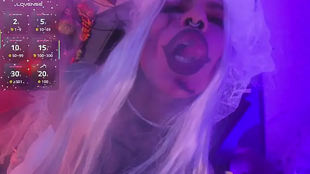 delilah fix online show from October 2025 08:43:01 PM