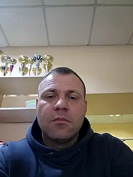 Snapshot of Crek666 chatting on December 2024 07:39:01 AM Crek666 online show from December 2024 07:39:01 AM