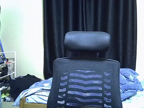 Horny-slut  online show from October 2025 03:36:01 PM