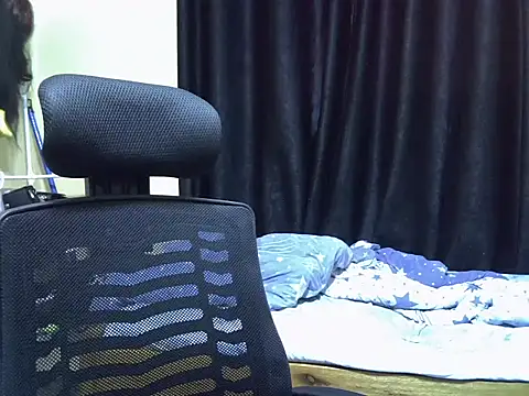 Horny-slut  online show from October 2025 11:36:01 AM