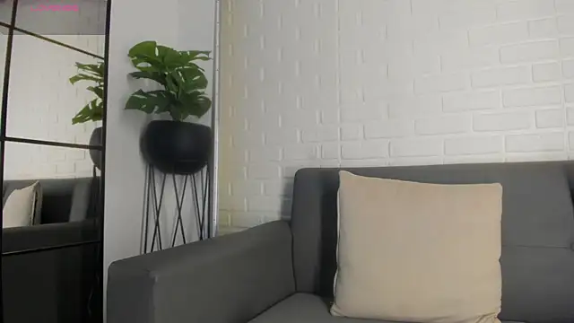 karina gomez 18 online show from March 2025 01:53:02 AM