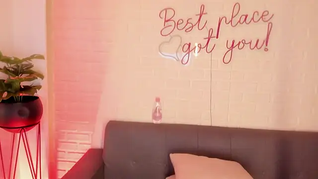 karina gomez 18 online show from November 2025 11:25:01 AM