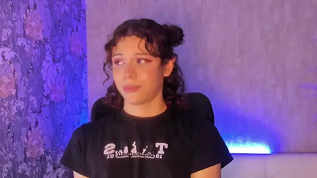 Snapshot of pixy_20 chatting on October 2025 03:20:02 AM pixy 20 online show from October 2025 03:20:02 AM