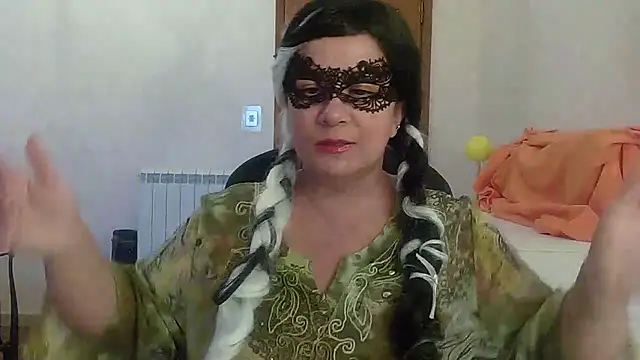 Ninalapiccolina online show from November 2025 03:44:01 PM