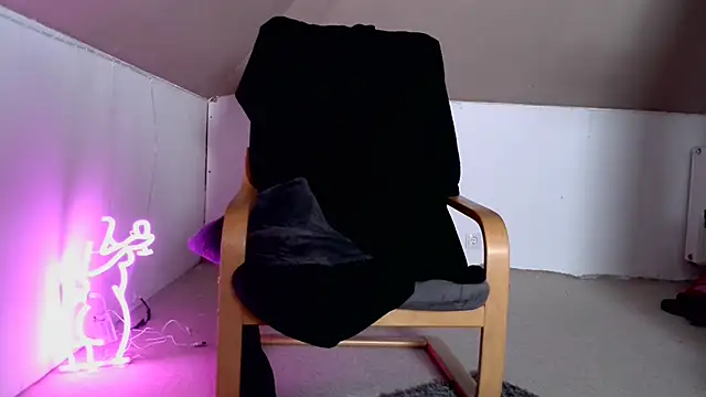 Snapshot of SonjaPrivat69_ chatting on March 2025 06:26:02 PM SonjaPrivat69 online show from March 2025 06:26:02 PM