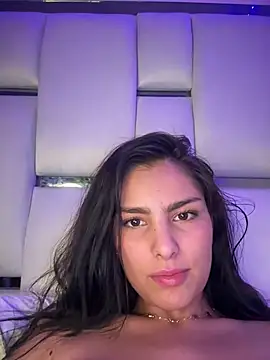 Snapshot of Maddy_Rouse_ chatting on January 2025 04:47:01 AM Maddy Rouse online show from January 2025 04:47:01 AM