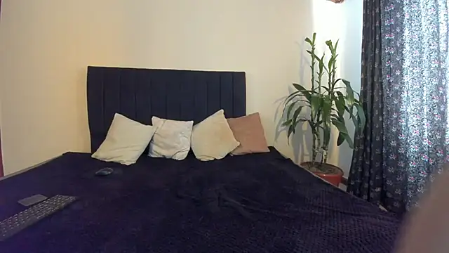 Snapshot of ChloeTurner_ chatting on December 2024 12:58:02 PM ChloeTurner online show from December 2024 12:58:02 PM