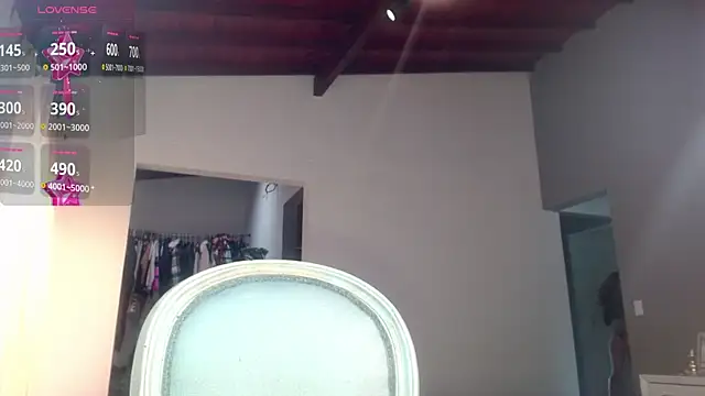 Snapshot of greyslopez chatting on February 2025 09:35:02 PM greyslopez online show from February 2025 09:35:02 PM