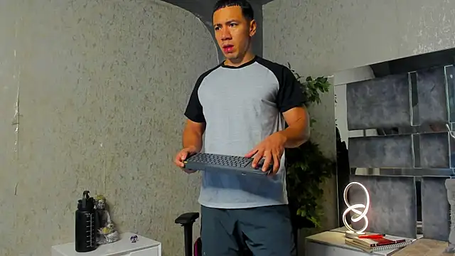 marc ginale online show from October 2025 02:48:02 PM