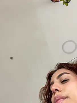 Katee Jones online show from November 2025 08:43:01 PM