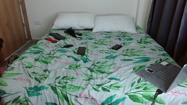 lianandnatasha online show from February 2025 02:48:02 PM