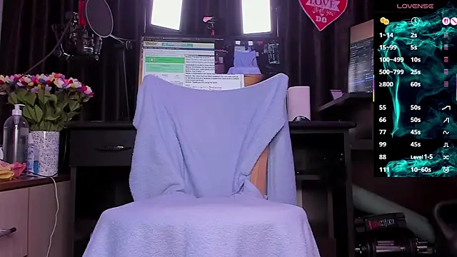 Raissa sky26 online show from September 2025 02:37:02 AM