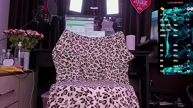 Raissa sky26 online show from March 2026 04:03:01 AM