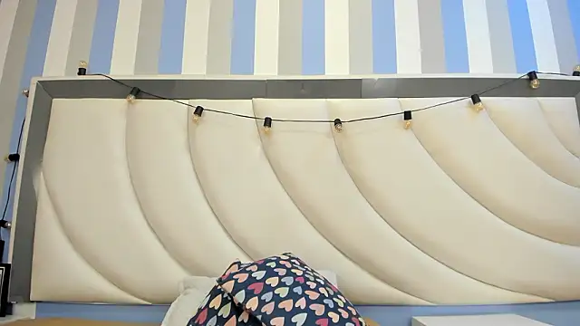 BritneyCollins online show from March 2026 01:33:02 PM