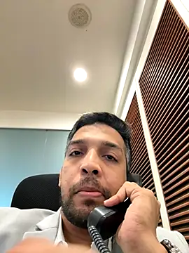 Snapshot of a4ashes chatting on October 2025 09:32:01 AM a4ashes online show from October 2025 09:32:01 AM