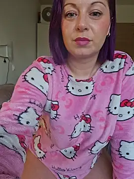 Chaudesquirt online show from March 2026 07:14:02 AM