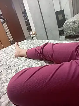 bella82 online show from January 2025 10:41:02 PM