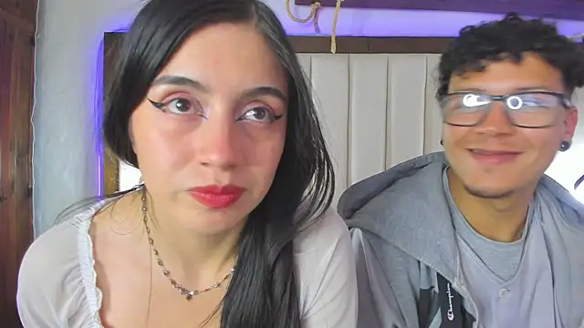 Bonny Bonss online show from October 2025 07:18:01 PM