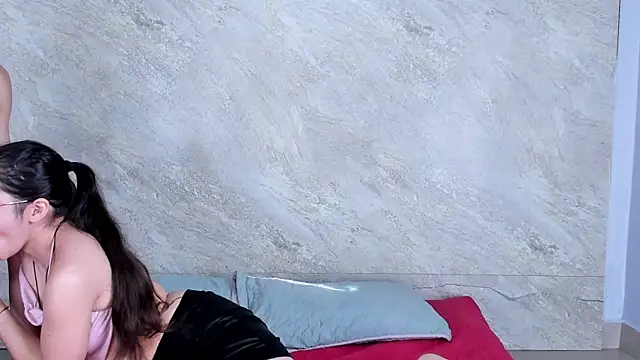 Couplehot  1 online show from September 2025 08:30:02 PM