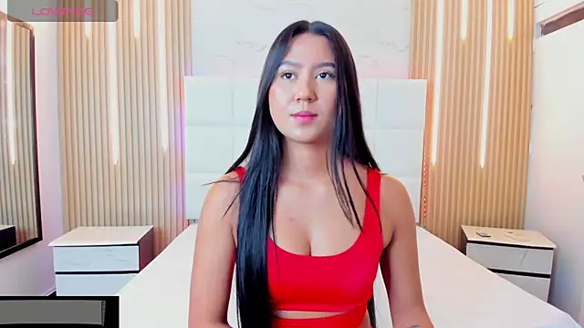 Iris Thompson  online show from October 2025 04:34:01 AM