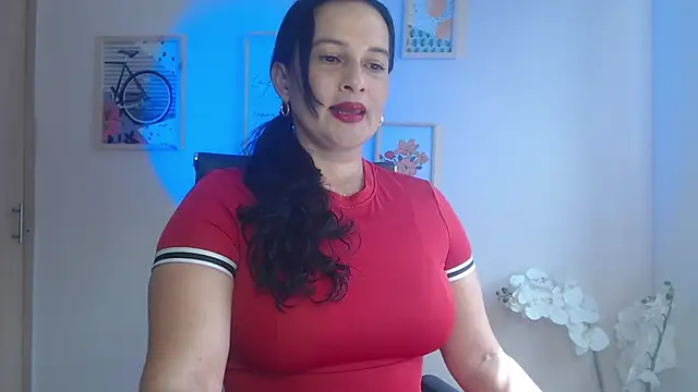 lucy diiaz online show from January 2025 06:47:01 PM