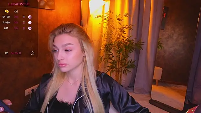 Ella Milla online show from January 2025 12:26:02 PM