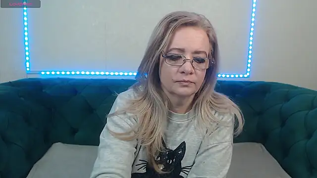 IvanaCharm online show from March 2025 04:24:02 AM