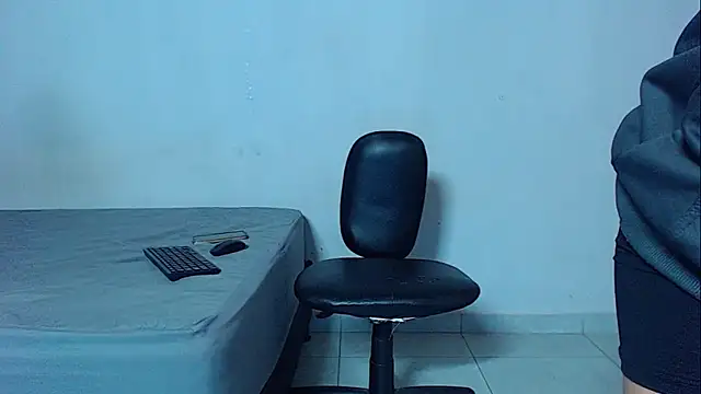 mikecoper 23 online show from January 2026 01:15:01 PM