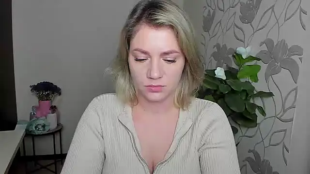 MariaSttone online show from October 2025 03:31:02 PM