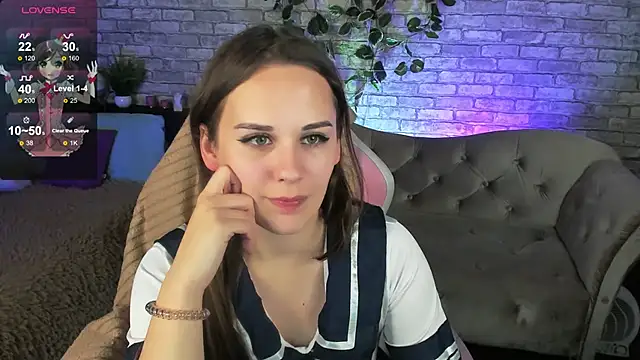 Makima lee online show from December 2024 05:15:01 PM