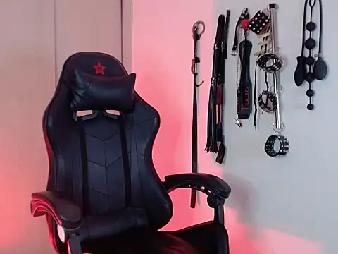 Alisson Beckett online show from October 2025 07:22:02 PM