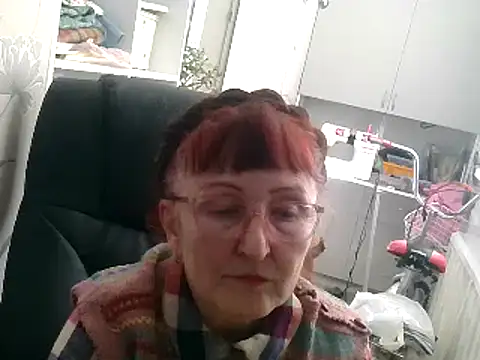 Snapshot of TanyaSweet634 chatting on February 2025 07:43:01 AM TanyaSweet634 online show from February 2025 07:43:01 AM