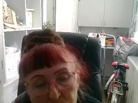 Snapshot of TanyaSweet634 chatting on March 2025 07:53:02 AM TanyaSweet634 online show from March 2025 07:53:02 AM