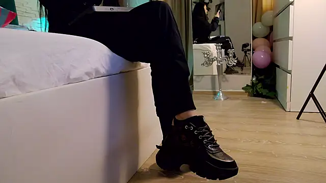 FeetVibe online show from December 2025 08:23:01 AM