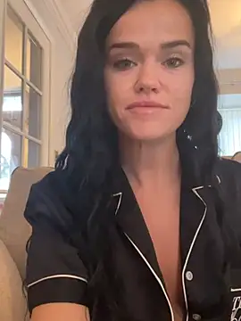 English-Chloe96 online show from December 2024 11:39:01 AM