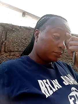 Snapshot of Sexyebonyxxx87 chatting on October 2025 03:42:01 PM Sexyebonyxxx87 online show from October 2025 03:42:01 PM