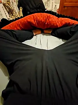 Snapshot of Azerty0911 chatting on January 2026 08:11:02 PM Azerty0911 online show from January 2026 08:11:02 PM