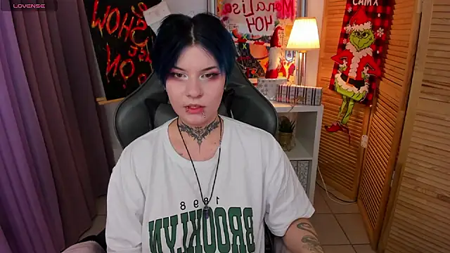 mekurisu online show from December 2024 04:32:02 AM