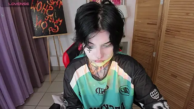 Snapshot of mekurisu chatting on November 2025 01:17:02 AM mekurisu online show from November 2025 01:17:02 AM