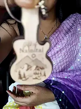 Snapshot of karishma chatting on December 2024 10:02:02 PM karishma online show from December 2024 10:02:02 PM