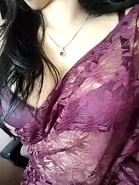 Snapshot of karishma chatting on December 2024 09:06:02 AM karishma online show from December 2024 09:06:02 AM
