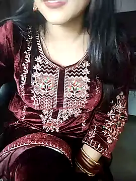 Snapshot of karishma chatting on January 2025 09:31:01 PM karishma online show from January 2025 09:31:01 PM